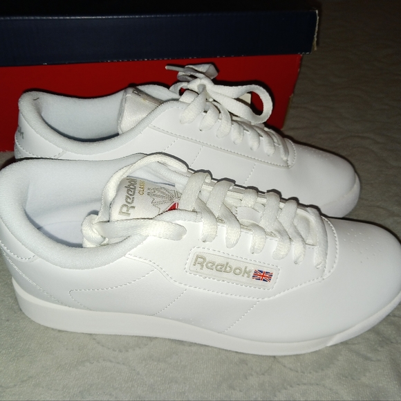 Reebok Shoes - NWT! REEBOK Classics Sz 7